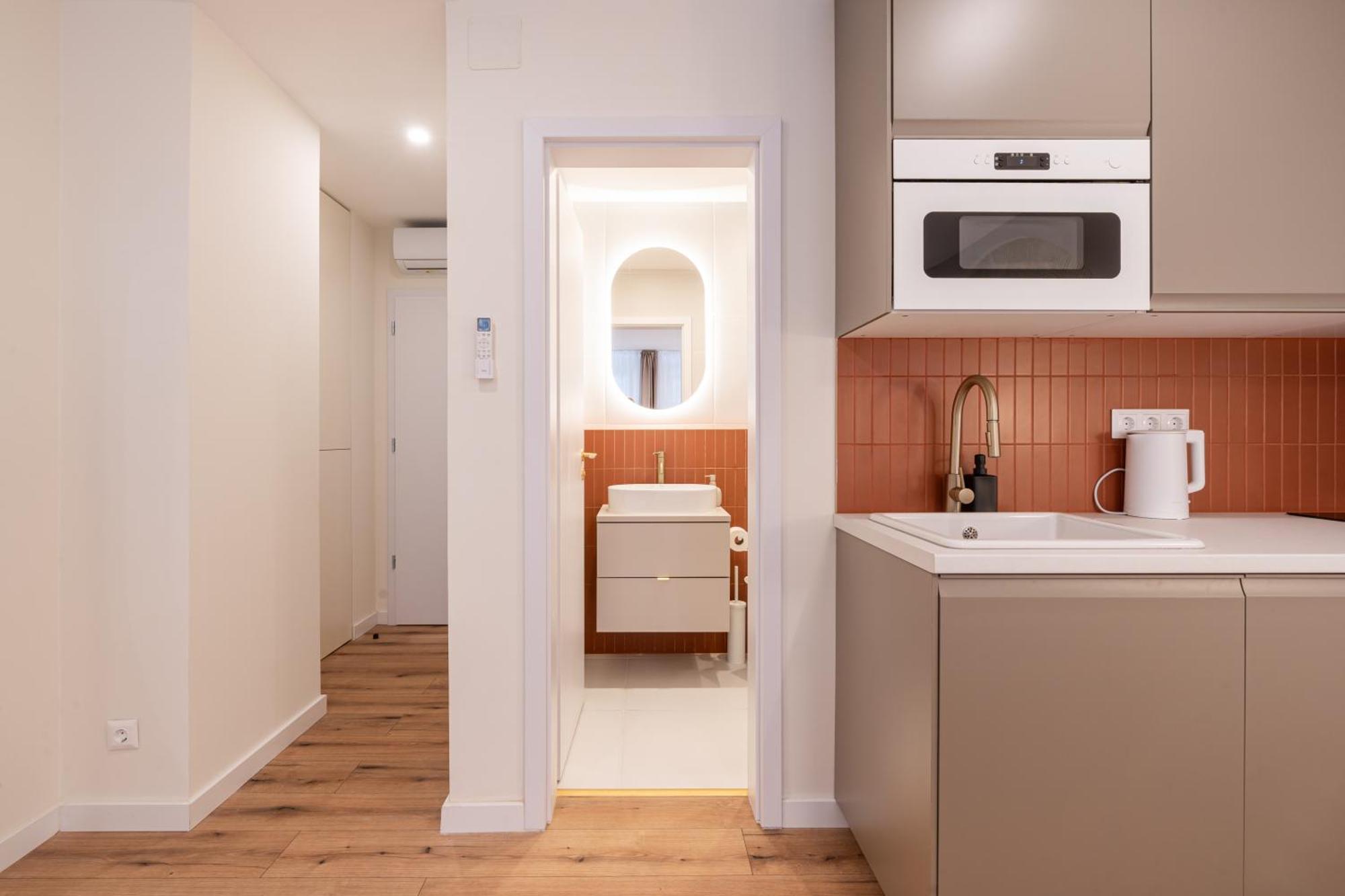 Asboth Boutique Suites, Location By Bqa Budapest
